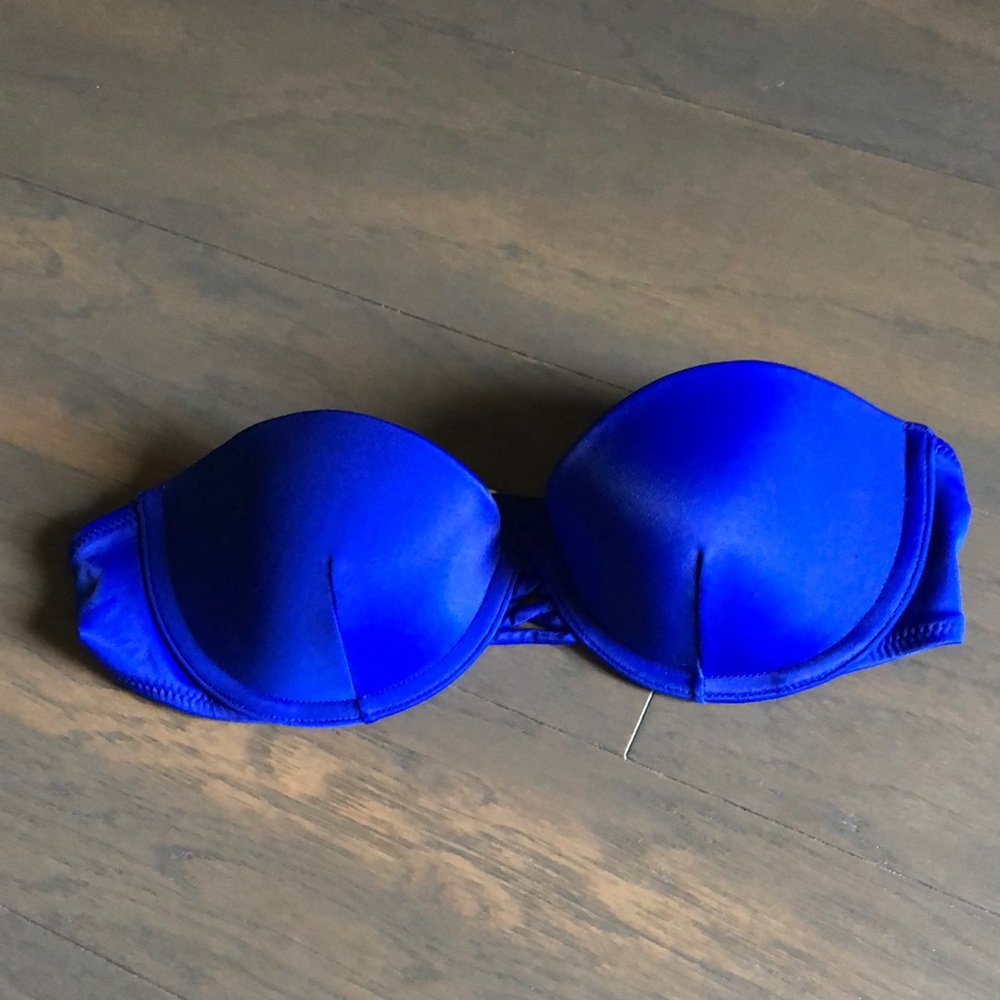 Blue strapless bikini top
